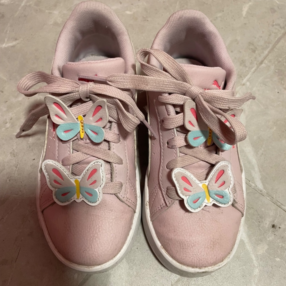 Puma sneakers